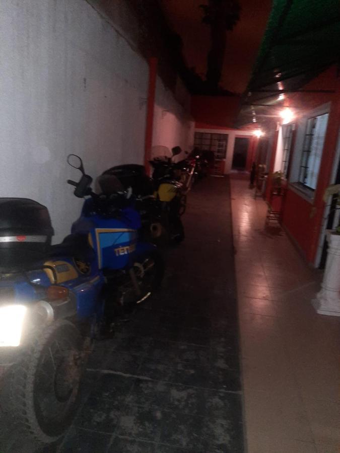 Plaza Hostel Sj 2 ซัลตา ภายนอก รูปภาพ